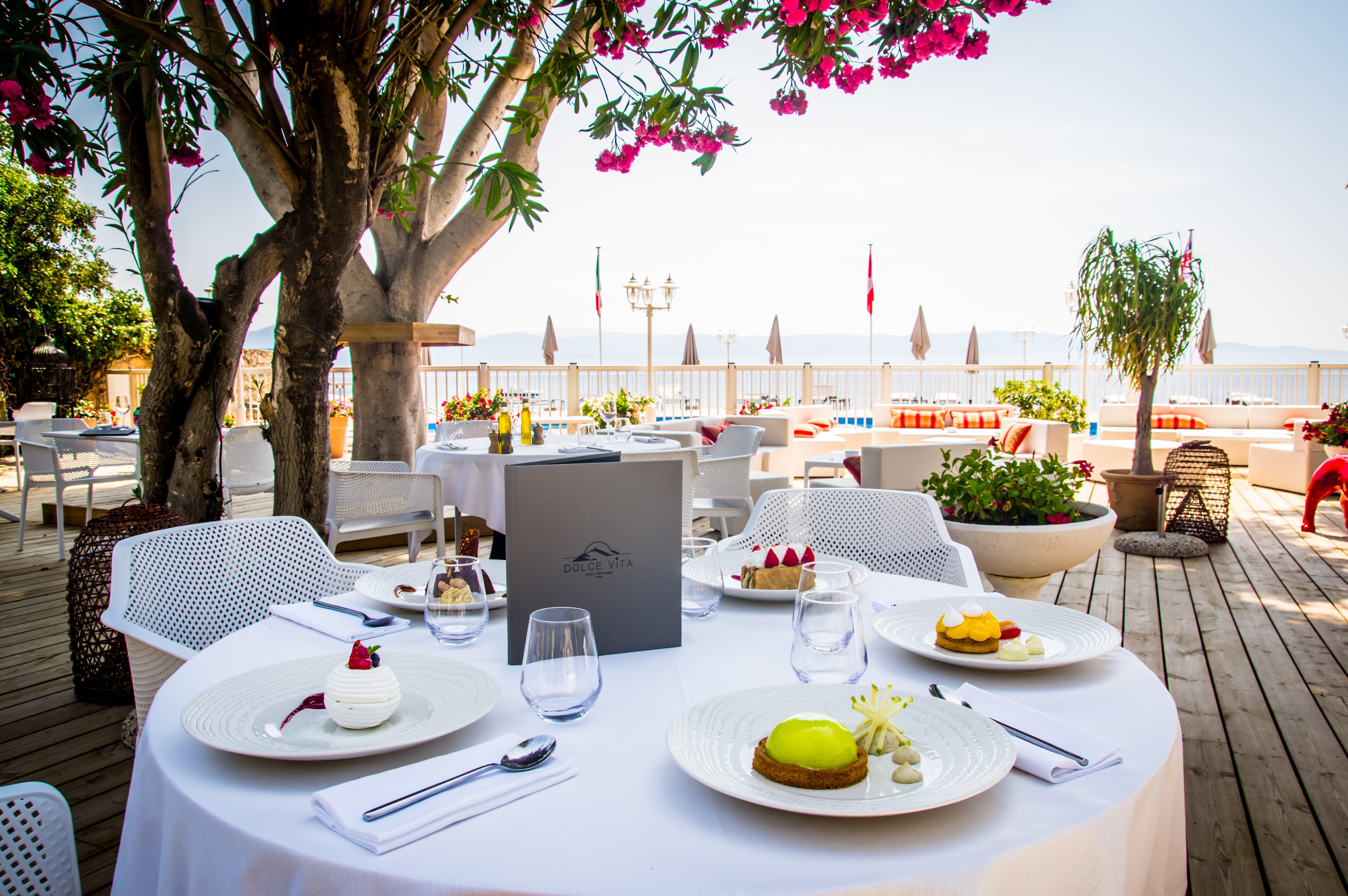 Hôtel Restaurant Dolce Vita Ajaccio  Extérieur photo